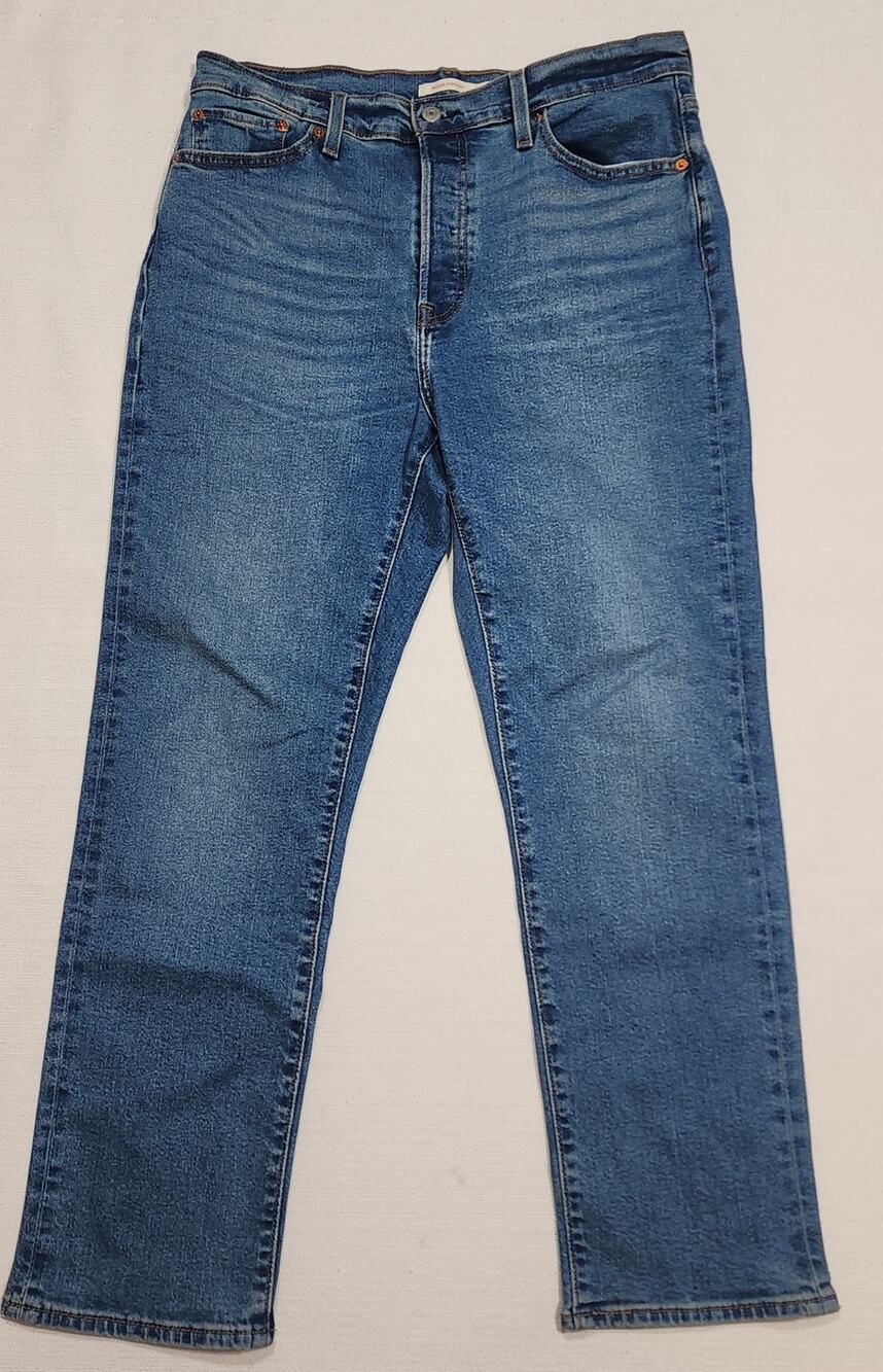 Levi's wedgie straight women size W32xL28'-button fly